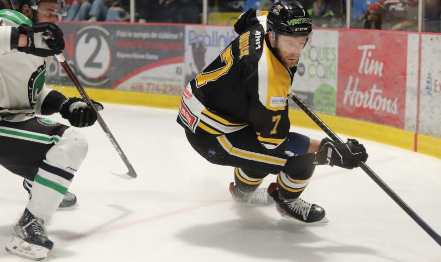 Philippe Hudon signe avec le Bataillon de Saint-Hyacinthe